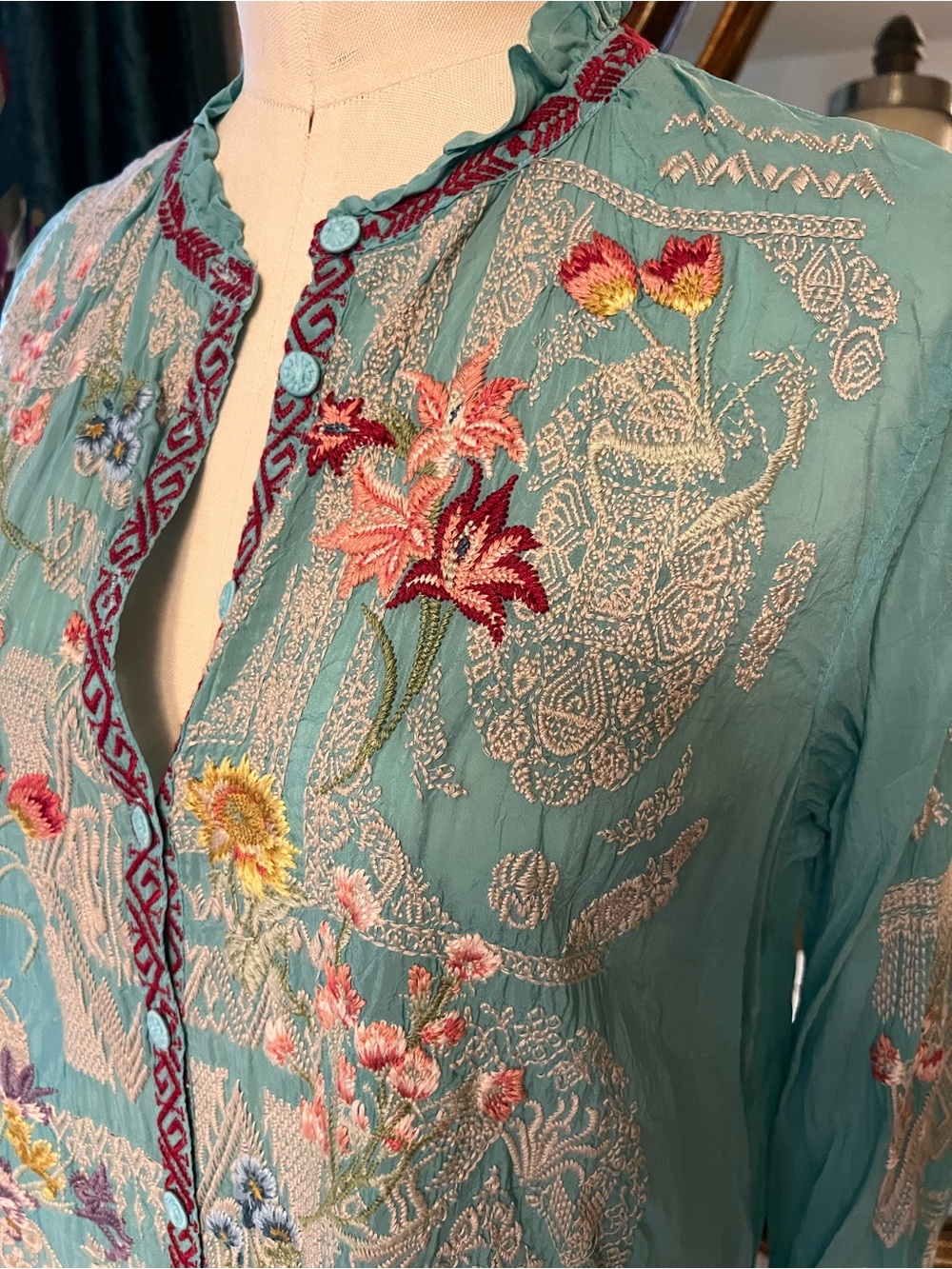 Johnny Was Embroidered silk Turquoise Floral Button-Front Women's Top - Picture 5 of 16